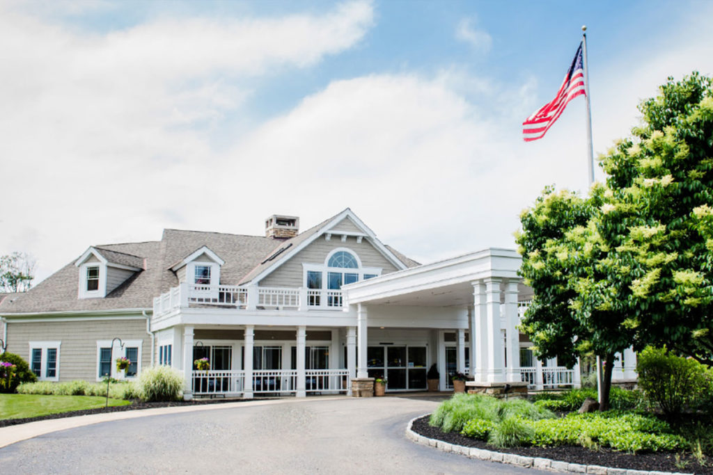 exterior shot of Maplewood at Chardon